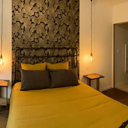 招待所 Les Coquelets