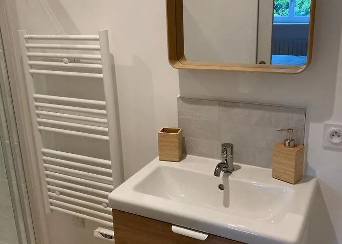 Les Coquelets بيت ضيافة